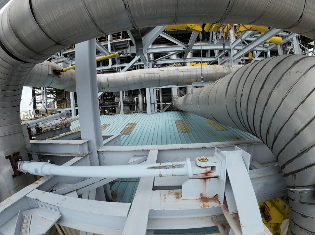 Elevated structure and steelwork inside an industrial plant