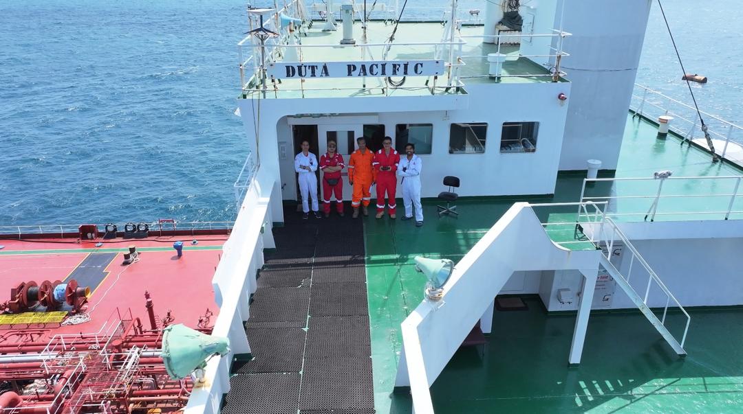 Metaraya Solutions team on a vessel deck ahead of mobilisation